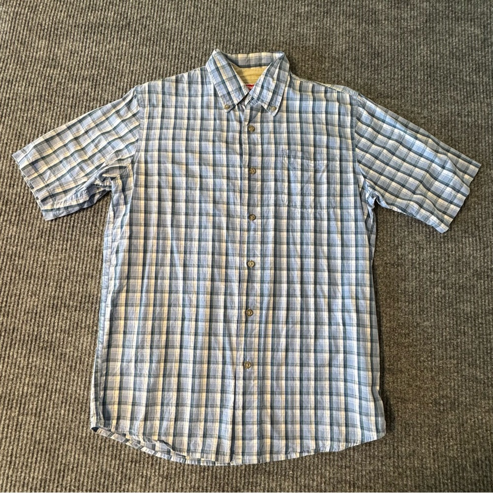 Wrangler Blue and White Plaid Button down Casual Shirt size small‎